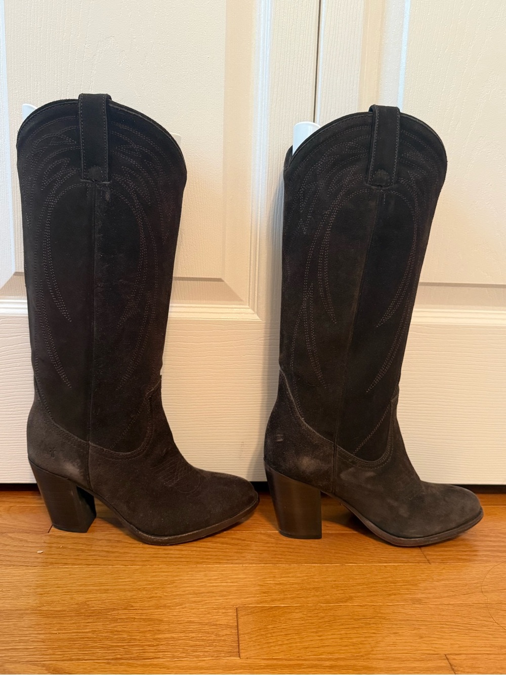 Frye Ilana Pull-On Western Boots in Fatigue Green Suede - Picture 4 of 8